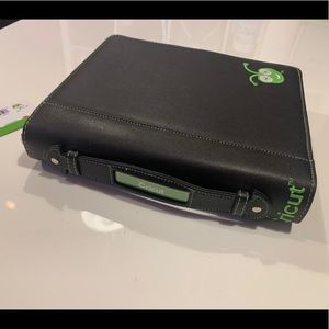 NWT Cricut storage binder
